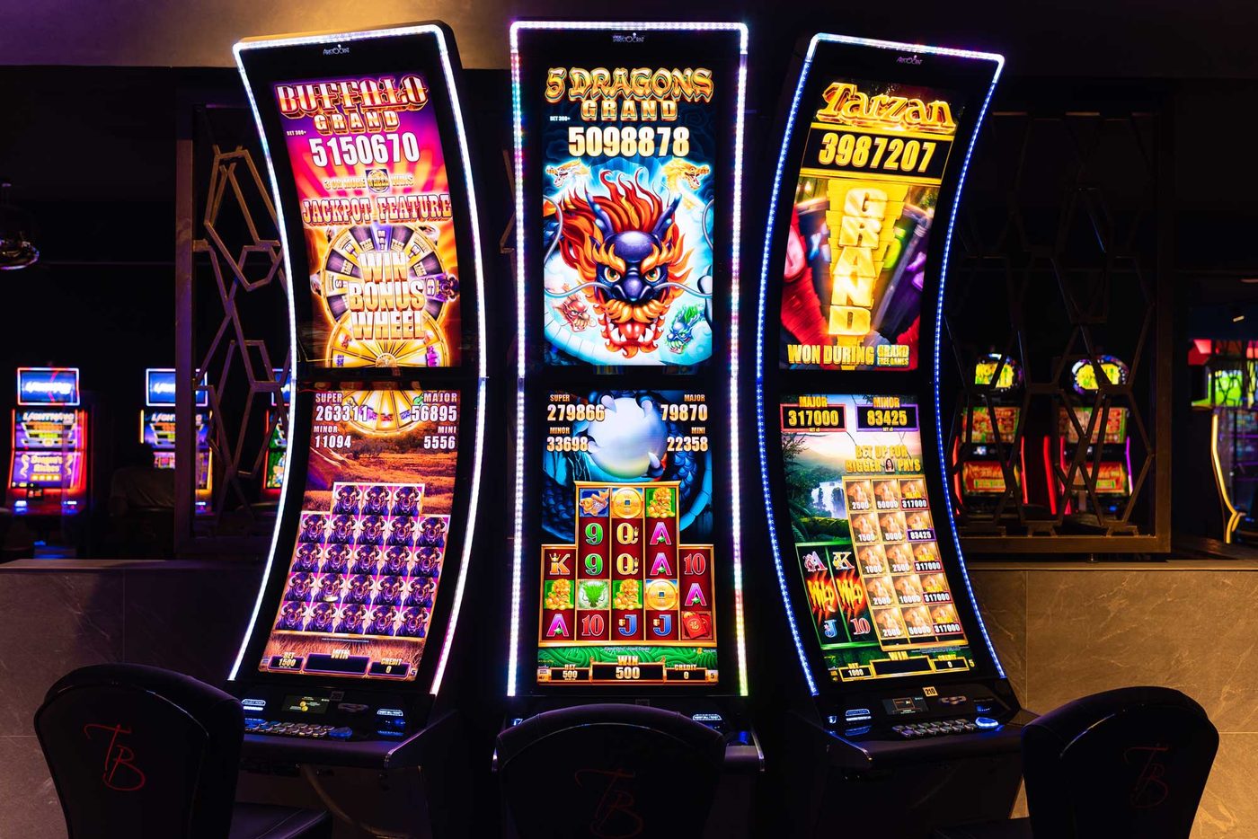 Rangée de machines à sous VIP Slot